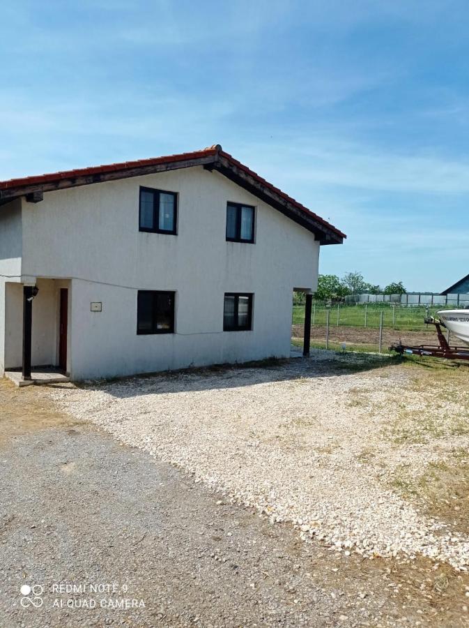 Vila Lotus Murighiol Exterior foto